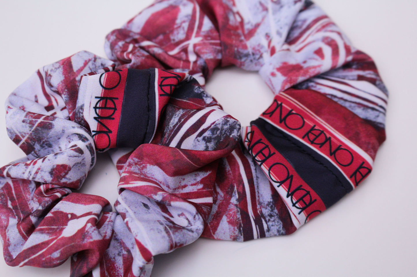 Scrunchie pequeño y scrunchie mediano